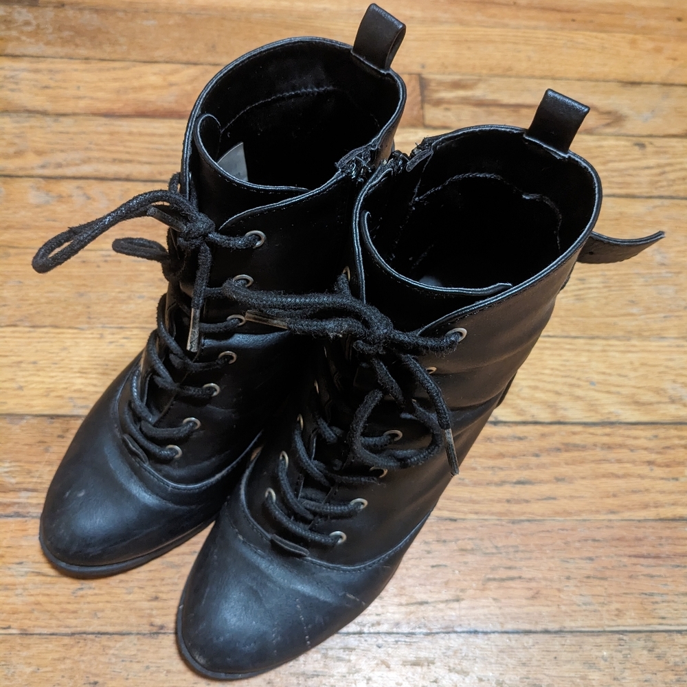 Witchy Black Brash Booties Lace Up Size 7.5 - Picture 2 of 11